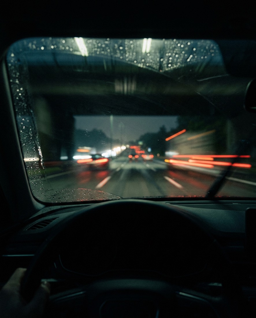 Nachtfahrt auf der Autobahn